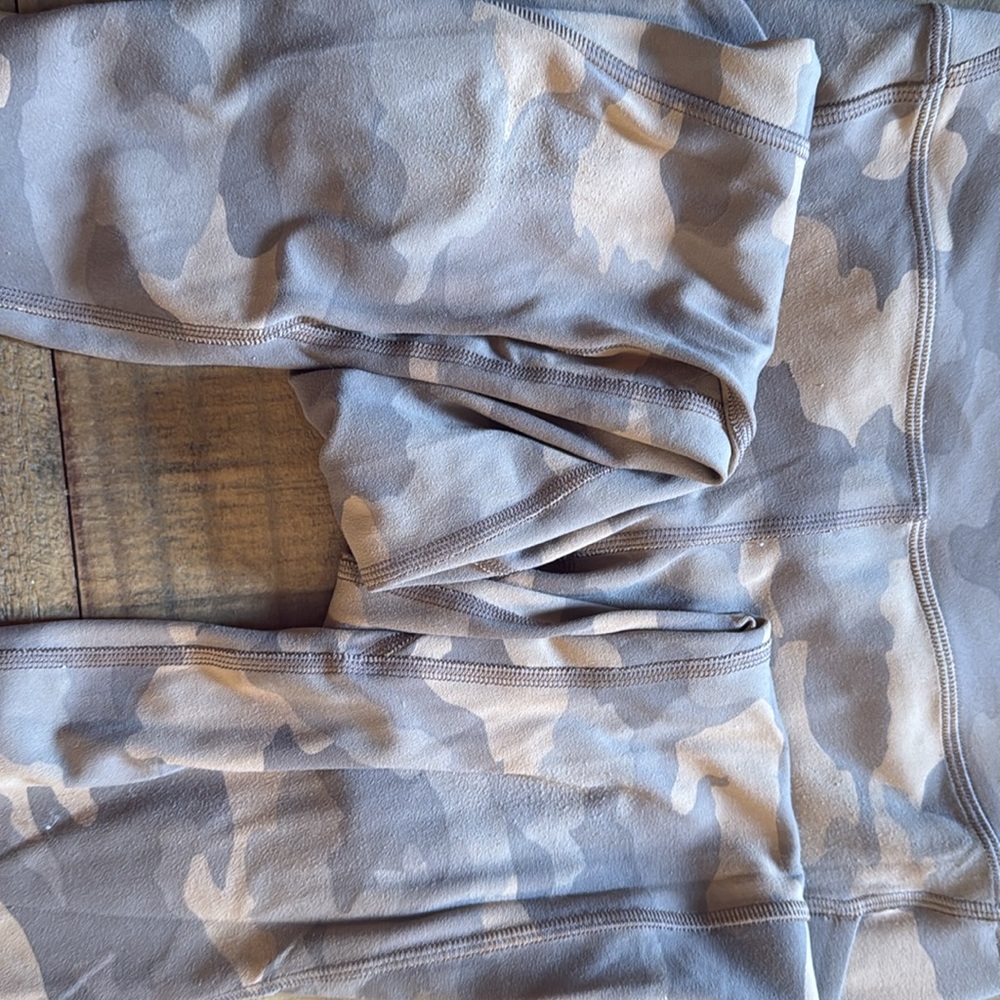 Lululemon Align High Rise Pant - Picture 2 of 2